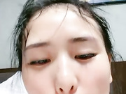 带眼镜的老师模特身材卖力深喉后入狠狠操