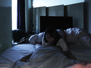 [SSIS-608] 「私が満足するまで寝かせないからね」 無邪気に男をヌキ倒す天然Gcupエロ少女の10連ヌキ痴女テクニック 愛宝すず - 4of5