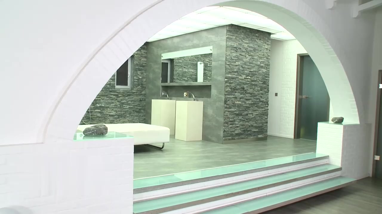 尼基塔·贝鲁奇是你自己的变态肛交荡妇