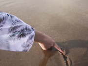 巨乳女神韩芳语 超完美妙龄身材绝美巨乳夏日性感比基尼在激情海岸把女孩弄湿就「淫」了!!
