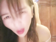 淫荡人妻小少妇穿着性感的睡衣伺候小哥