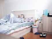 小太妹缺钱下海援交加钱可以不带套