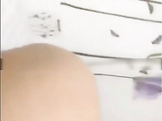 网红脸蛋女神球霸姐密码房和屌丝们互动蝴蝶逼里面还是挺粉的外阴唇颜色略黑
