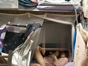 在女友宿舍收拾她