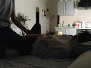 清純水嫩的大學美女被猥瑣眼鏡男帶回出租屋啪啪強幹 超大振動棒玩穴淫水直流再狠狠抽插 高潮尖叫聲不斷 國語720P高清