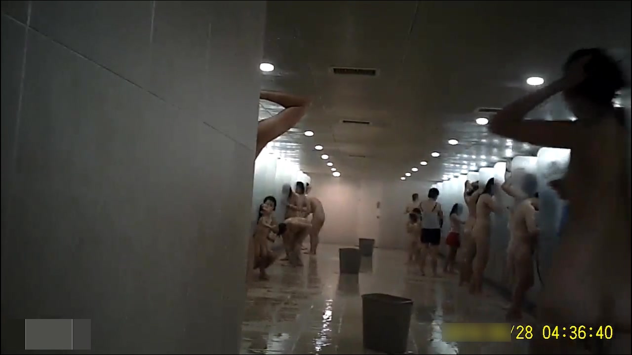 精品推薦 公共浴室拍攝到的身材各異美女少婦如廁 苗條身材堅挺美乳看得讓人欲火焚身 720P原版高清