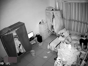 居家攝像頭黑客破解拍攝到的白領小夫妻臥室裏啪啪打炮 看樣子如飢似渴好久沒有操了 720P原版高清