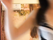 苗條墨鏡美女主播穿著情趣黑絲短裙現場直播裸體艷舞道具插穴自慰 呻吟誘惑 對白清晰
