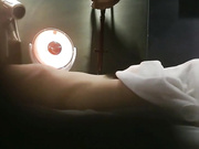 皮膚白皙性感美少婦私人會所現場直播約了個帥氣男技師SPA私密保養服務 推油按摩摳穴呻吟淫水直流 對白清晰