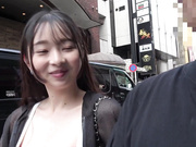 [PKPR-032] 恋人いちゃラブドキュメント 隠れ巨乳ちびっ子美少女 望月つぼみちゃんと1日イチャイチャデート - 1of5
