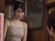[JUQ-583] 銭湯の看板妻・ふみのさんは恥じらいながら童貞学生たちを甘く優しく筆下ろす。 沙月ふみの【破解】 - 1of5