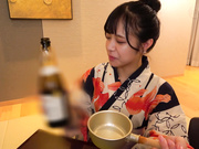 [HMRK-034] ガチ恋100％コンカフェ嬢 キュルキュルお目目とスレンダーボディでおじさんを刈りまくる小動物系美少女登場！花乃はるひ - 2of5