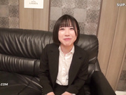 初撮り※23歳医療系企業勤め　初々しい新卒が　巨根君に突かれ痙攣!!!巨根の濃い白濁液が中で暴発妊娠