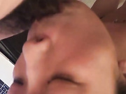 每天都要怀念好几遍，尤其是被爸爸打脸时的耻辱感，让女儿的淫水直流……