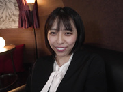 SIGLS-028 彼氏持ち後輩地味子（Gカップ）をベロキスで堕として寝取った件 神田ちゃん（24） 神田ゆい - 1of5