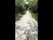 云盘破解露脸泄密】，大乳头，高校气质美女表里不一，与四眼男友边游玩边性爱野战视图流出