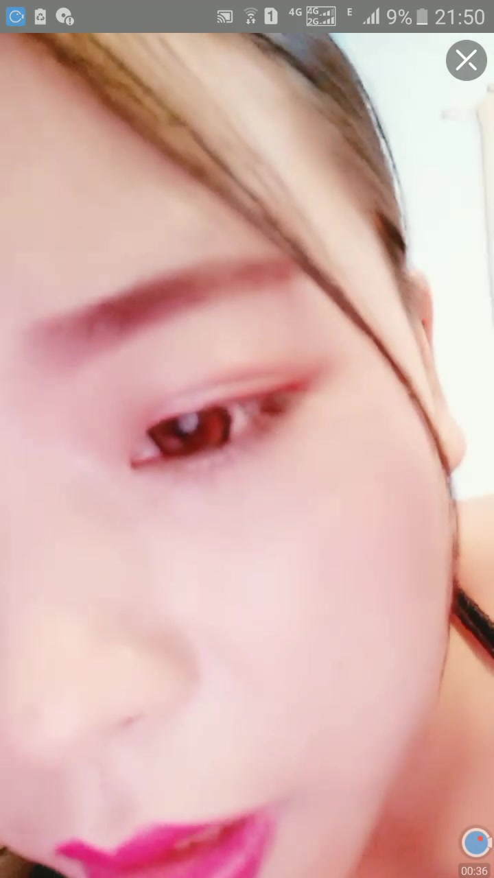 极品身材美女抠逼自慰，最后喷水