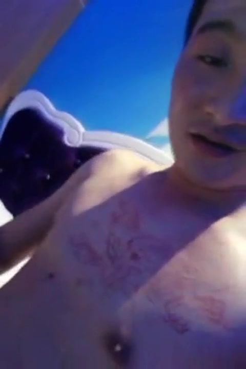 礼物刷起来纹身猛男啪啪美女主播爆菊花看环境貌似在酒店开房