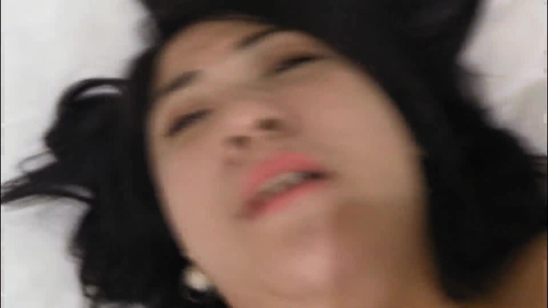 东北做美甲的极品骚女为了贷款出卖身体被操的叫爸爸1080P高清无水印完整版