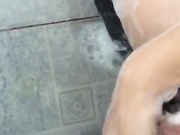 小鲜肉寂寞难耐浴室洗澡打飞机