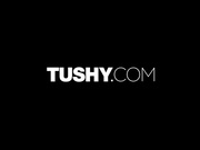 [Tushy] Try Him Out 在家菊爆女儿和她的同学