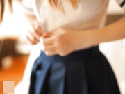 极品萝莉校服正妹墨小菊制服诱惑VIP级高清私拍 褪去校服掰穴道具深插粉穴 隐藏不住的饥渴欲望 高清1080P版