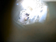 酒店新台偷拍下班家也没回和单位女同事开房下面有点干涩给她逼逼舔出水再开干