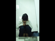 馬戲團公廁經典盜錄流出 各色女性放尿環肥燕瘦形態各異 偶有素顏美女入境（三）