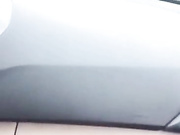 女神级白嫩性感气质美女和网约滴滴司机在公路边玩车震,操的激烈,从前排一直操的后排,肤白貌美,叫声淫荡!