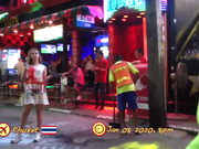 洋老外米糕2020年最新作普吉岛酒吧结识华裔脸孔靓妹兔兔到酒店开房无套内射逼还挺紧的