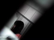 外站流出潜入大学女厕TP学妹嘘嘘01