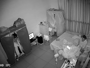 破解家庭网络摄像头美女给同居男友做爱前冲一杯提高性能力的玛卡冲剂然后再啪啪