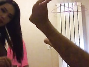 风骚女王TS金雪儿 性感连体黑丝袜把妈妈的妖棒舔硬了，妈妈来操你好吗，挺起妖棒狠狠操，一起高潮，射奴嘴里！