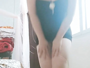 快手丰满微熟女『丽儿❤正能量』私拍大尺度福利 Cos性感小护士手指插的黑逼直流水