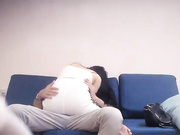 鸭哥侦探约了个性感大屁股白衣妹子啪啪，沙发上操骑在身上摸逼口交大力猛操_ev