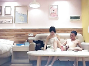 黄先生探花约了个高颜值黑衣性感妹子，口交上位骑乘站立后人抽插猛操_ev