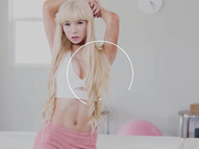 蕊梅斯KENZIE REEVES-不到152公分、42公斤的小隻馬正妹