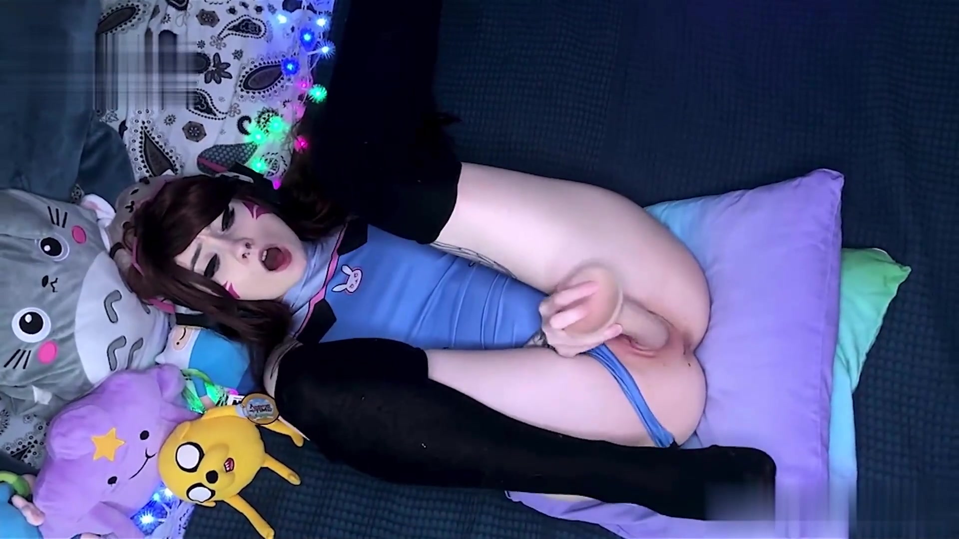二次元HD 来自 Cosplay少女的温柔口交