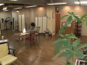 [DANDY-537] 「ワザとか？偶然か？作業中ずぅ～っと股間を密着させる職女