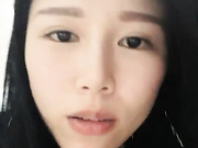 高颜值妹子饭馆吃饭桌子底下口交不要错过