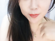 风骚少妇跟狼友互动撩骚听指挥抽插骚穴浪叫