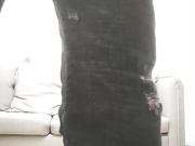 鸭哥侦探约了个长相甜美性感黑衣妹子啪啪，穿上高跟鞋张开双腿猛操高潮多次喷水