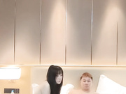 激情群P演绎淫乱的房间被大哥们各种乱草