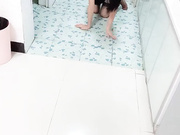 气质高挑女仆装给男友口交含屌细心拍摄角度好