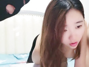 三男共操一女各式玩弄相互打桩干的颤抖02