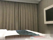 白色外套苗条身材妹子啪啪翘起屁股口交上位