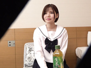 [TENN-001] SNSで出逢った彼女 神園ゆあ - 1of5