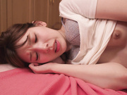 [IPZZ-023] 童貞弟に優しく筆おろしするはずが… まさかの絶倫性欲モンスター！？形勢逆転 暴走中出し激ピストン！ 明里つむぎ - 3of5